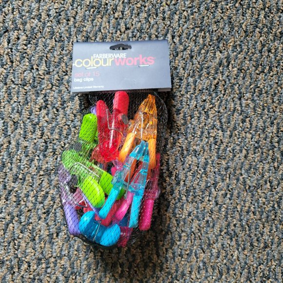 NWT Farberware Colorworks Set of 15 Bag Clips, Translucent Rainbow Colors - Picture 3 of 5